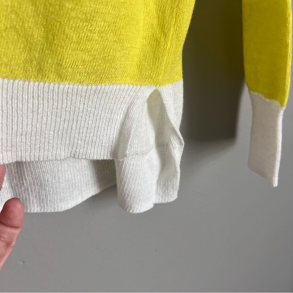 Cabi Sweater Pullover Light Weight Happy Hour Neon summer Stripe Yellow 5958 - Picture 3 of 5